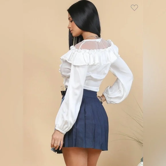 Ruffled V Neck Elastic Puff Sleeves Blouse - Picture 5 of 10